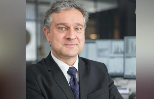 Develop the Speaking Skills Needed for Leadership